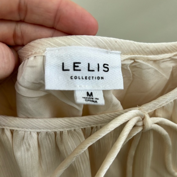 Breath of Youth Lelis Collection Cropped Blouse - Picture 3 of 4